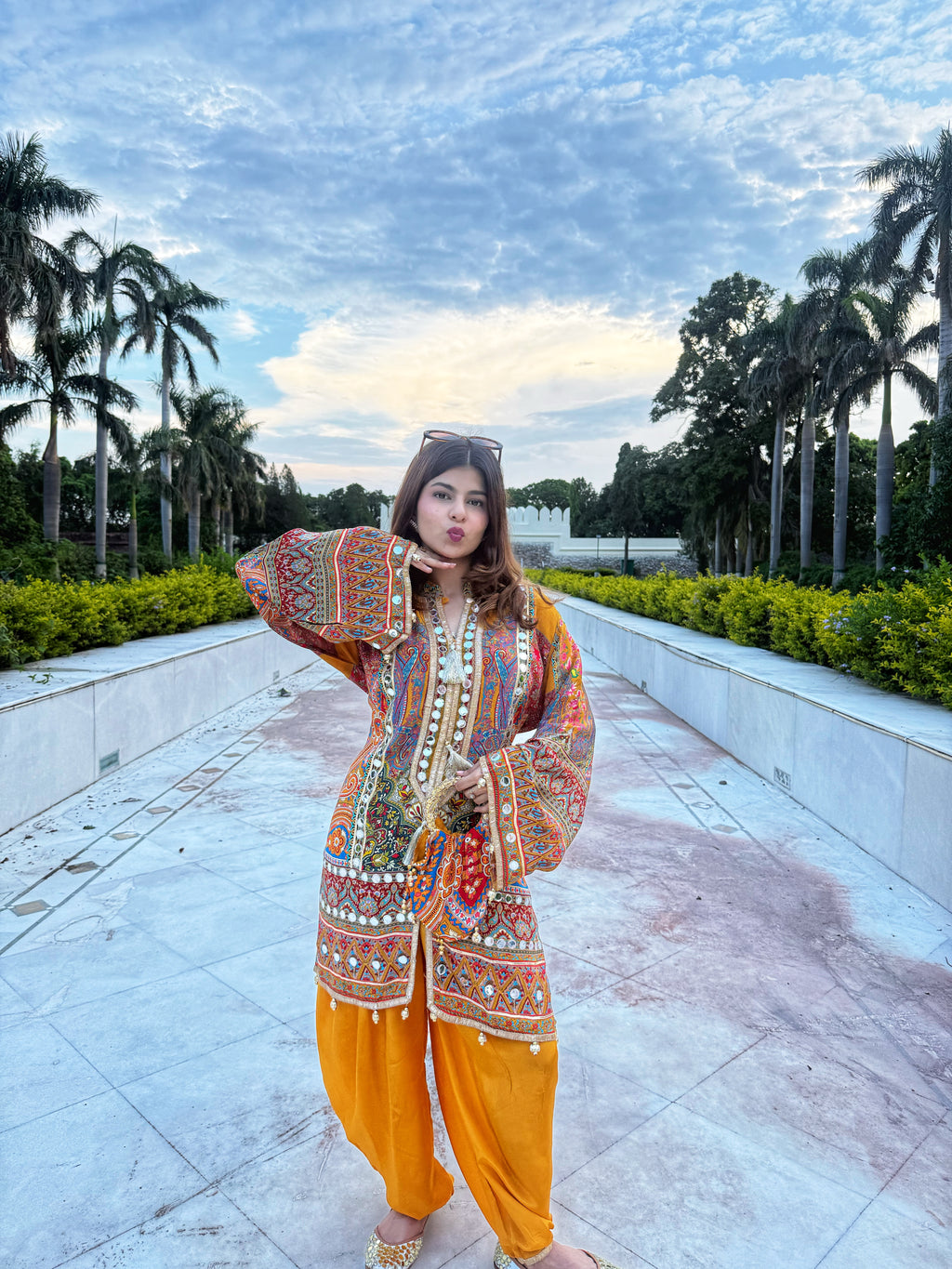 Fiza - Dhoti Set with Potli
