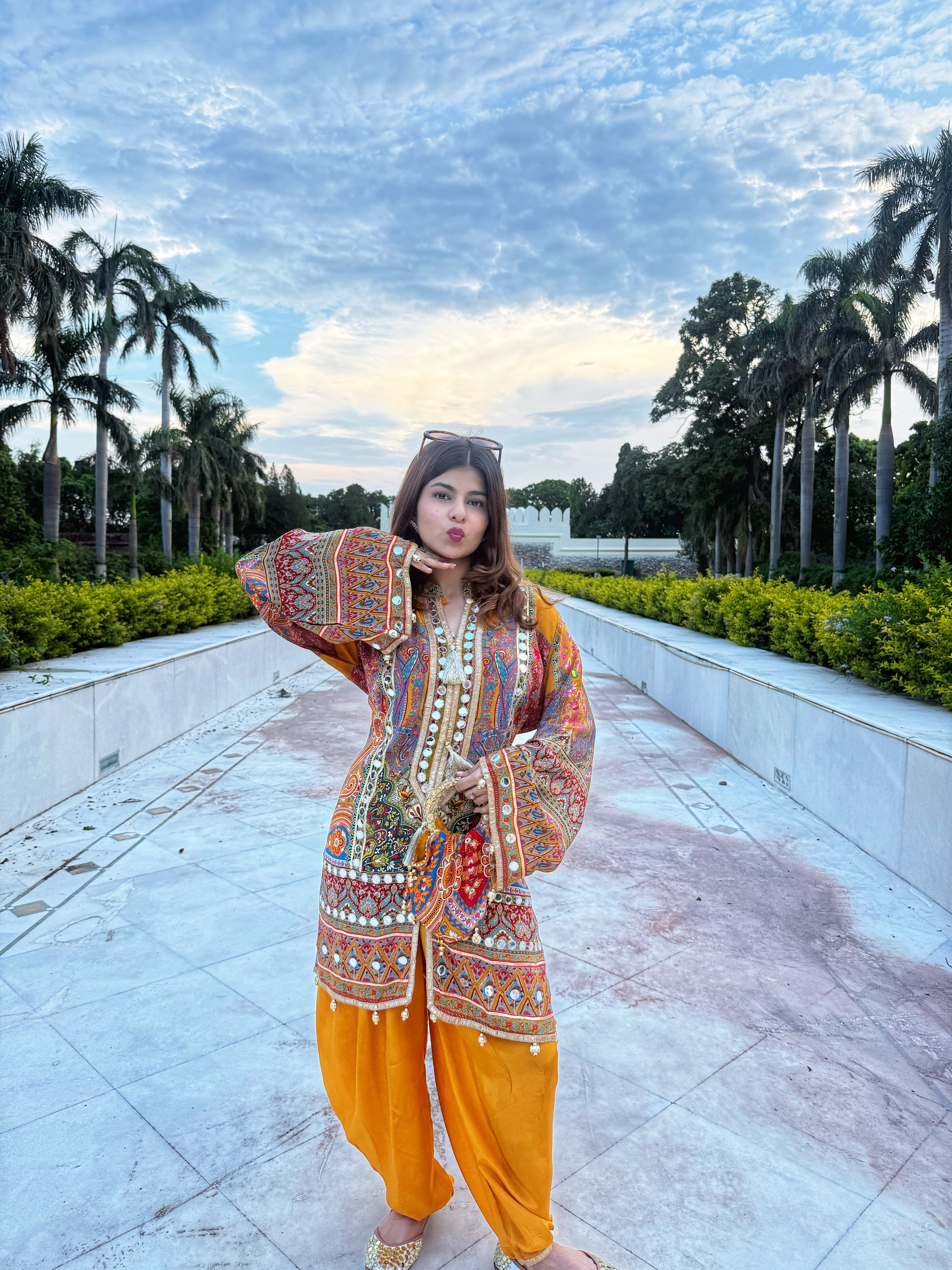 Fiza - Dhoti Set with Potli